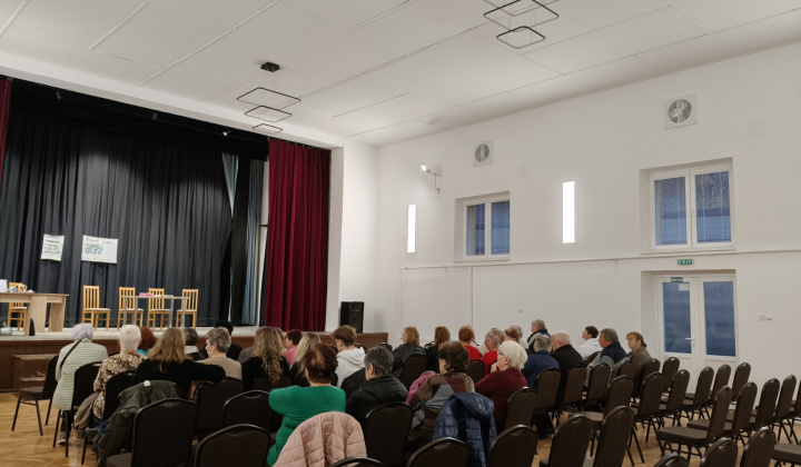 A zazvonil zvonec...Divadlo Hrcina 09 11 2025