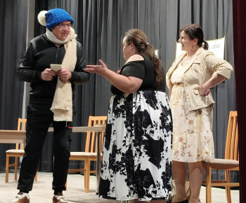 A zazvonil zvonec...Divadlo Hrcina 09 11 2025