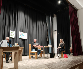 A zazvonil zvonec...Divadlo Hrcina 09 11 2025