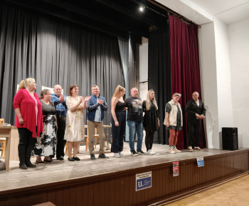 A zazvonil zvonec...Divadlo Hrcina 09 11 2025