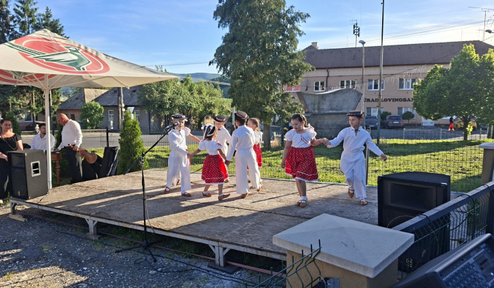 Váľanie mája 2026